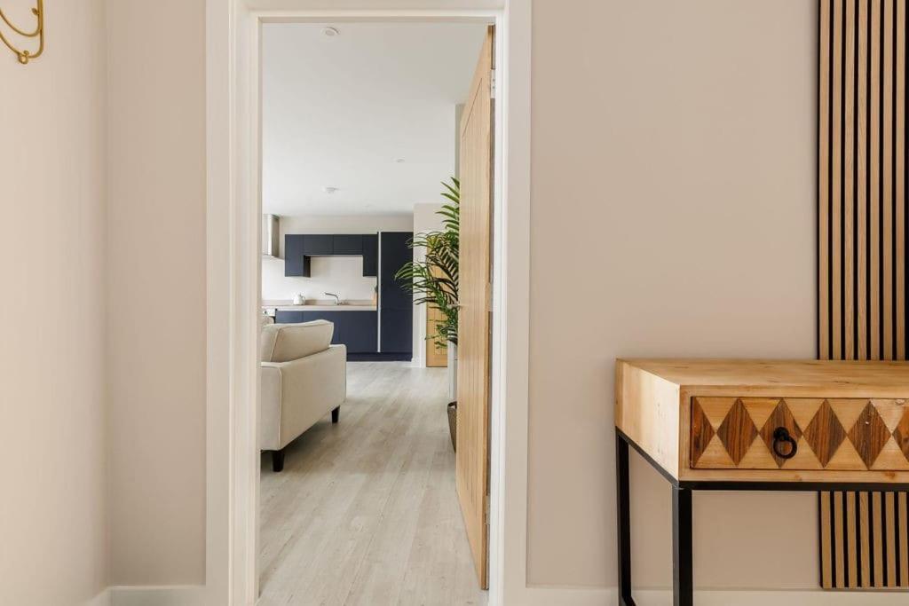 Modern 2 Bed, Cliff Top & Parking, F6 Bournemouth Buitenkant foto