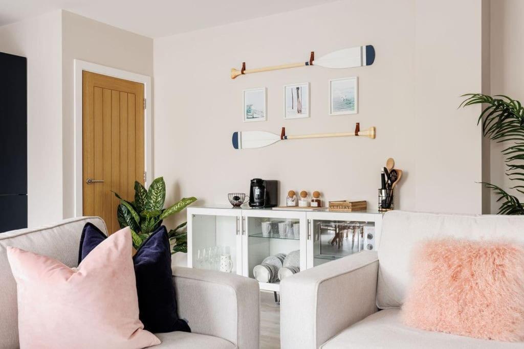 Modern 2 Bed, Cliff Top & Parking, F6 Bournemouth Buitenkant foto